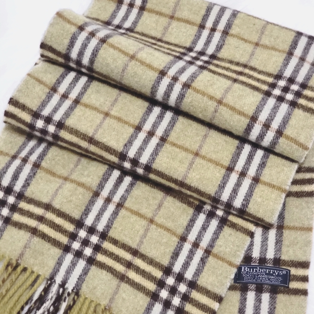 ⭐BURBERRY 💯Authentic Lamswool Scarf